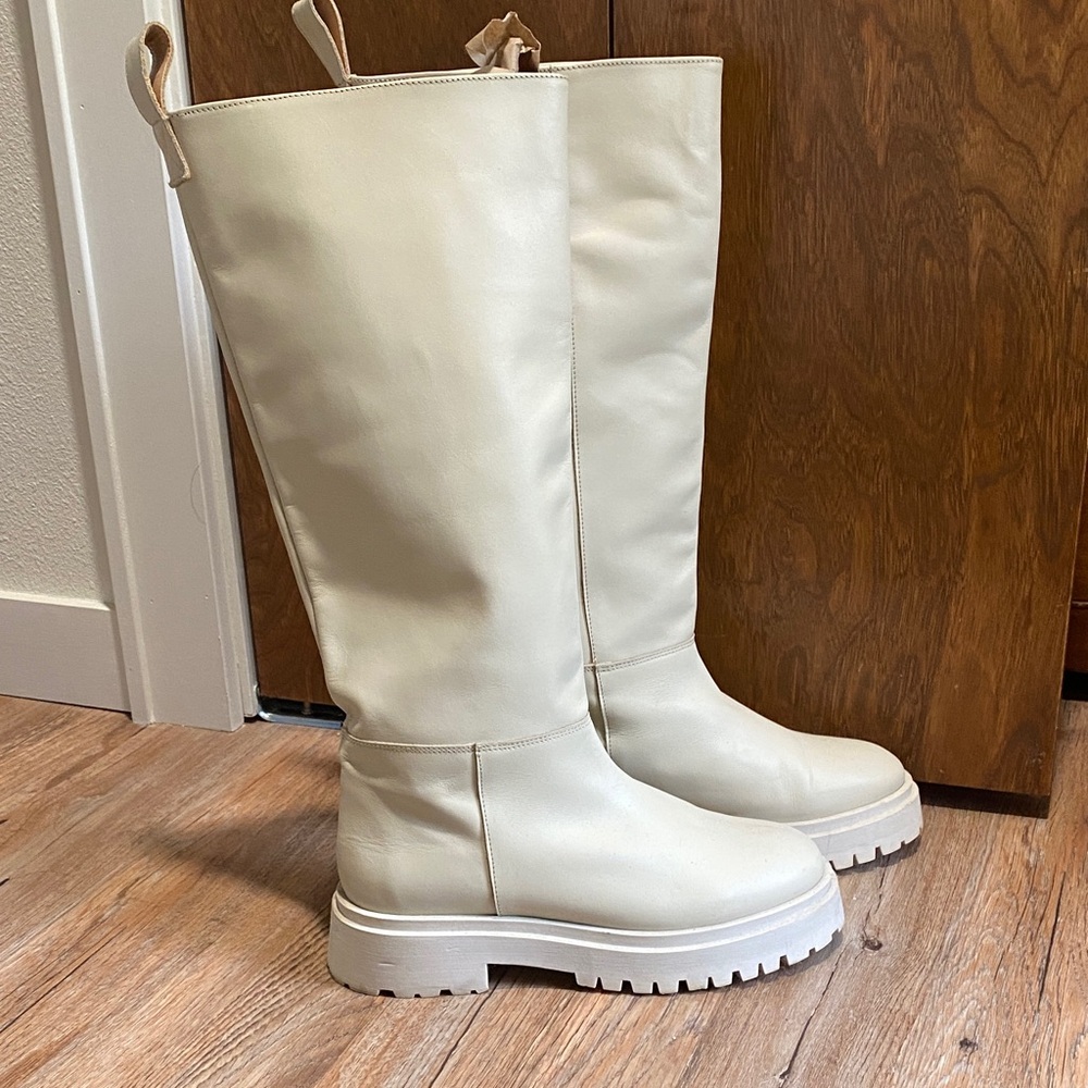 & Other Stories Cream Leather Boots